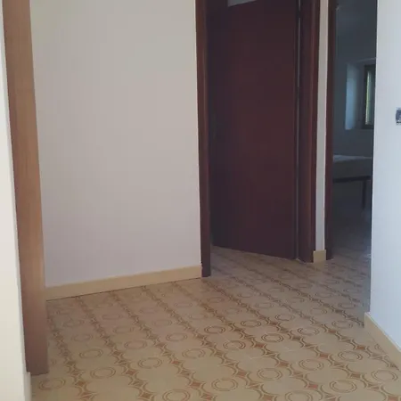 Ilary House Apartment